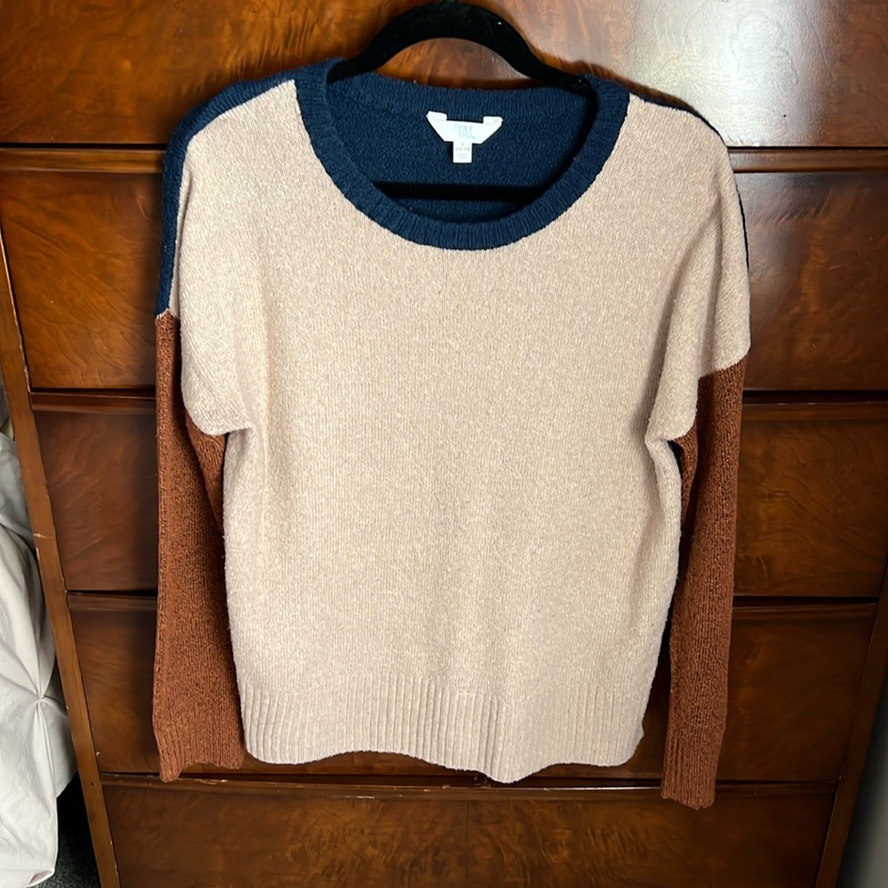 Multicolor sweater